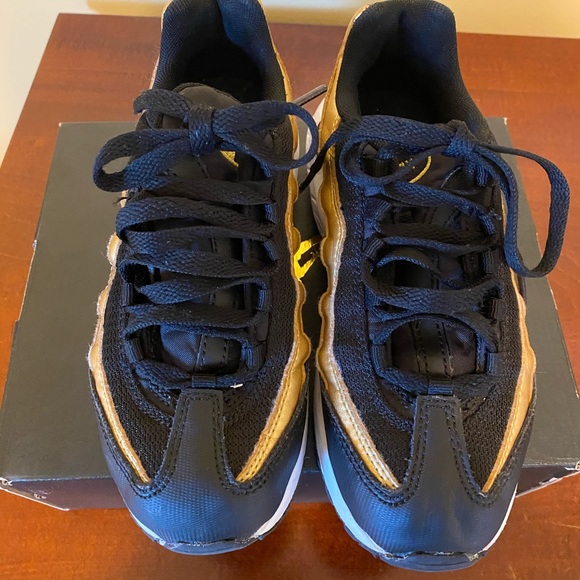 Boys Air Max 95 - Picture 1 of 4